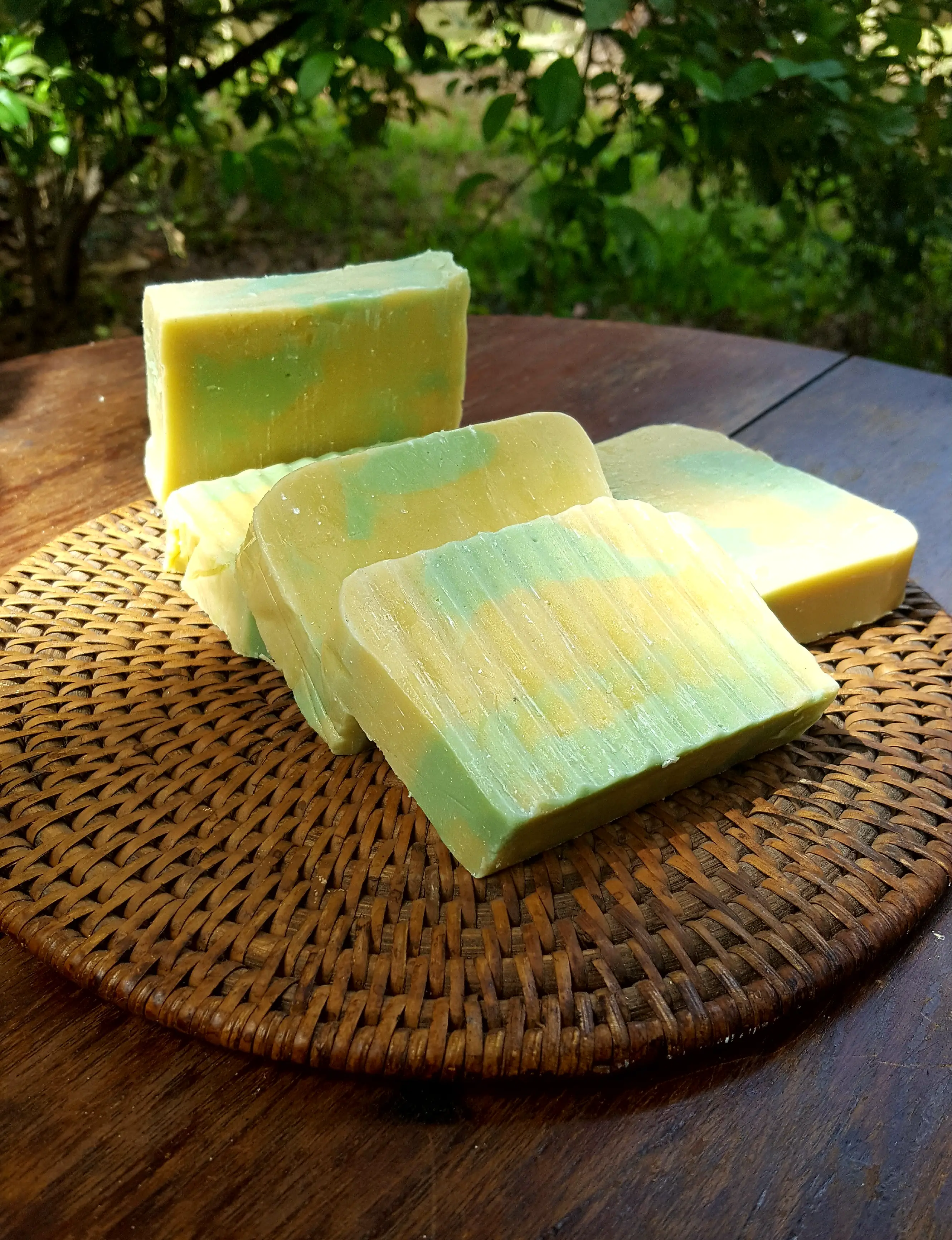 How to make homemade soap: Steps to customize scents and colors