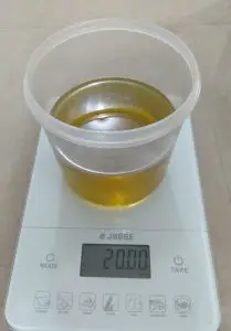 Weighing oils for soap