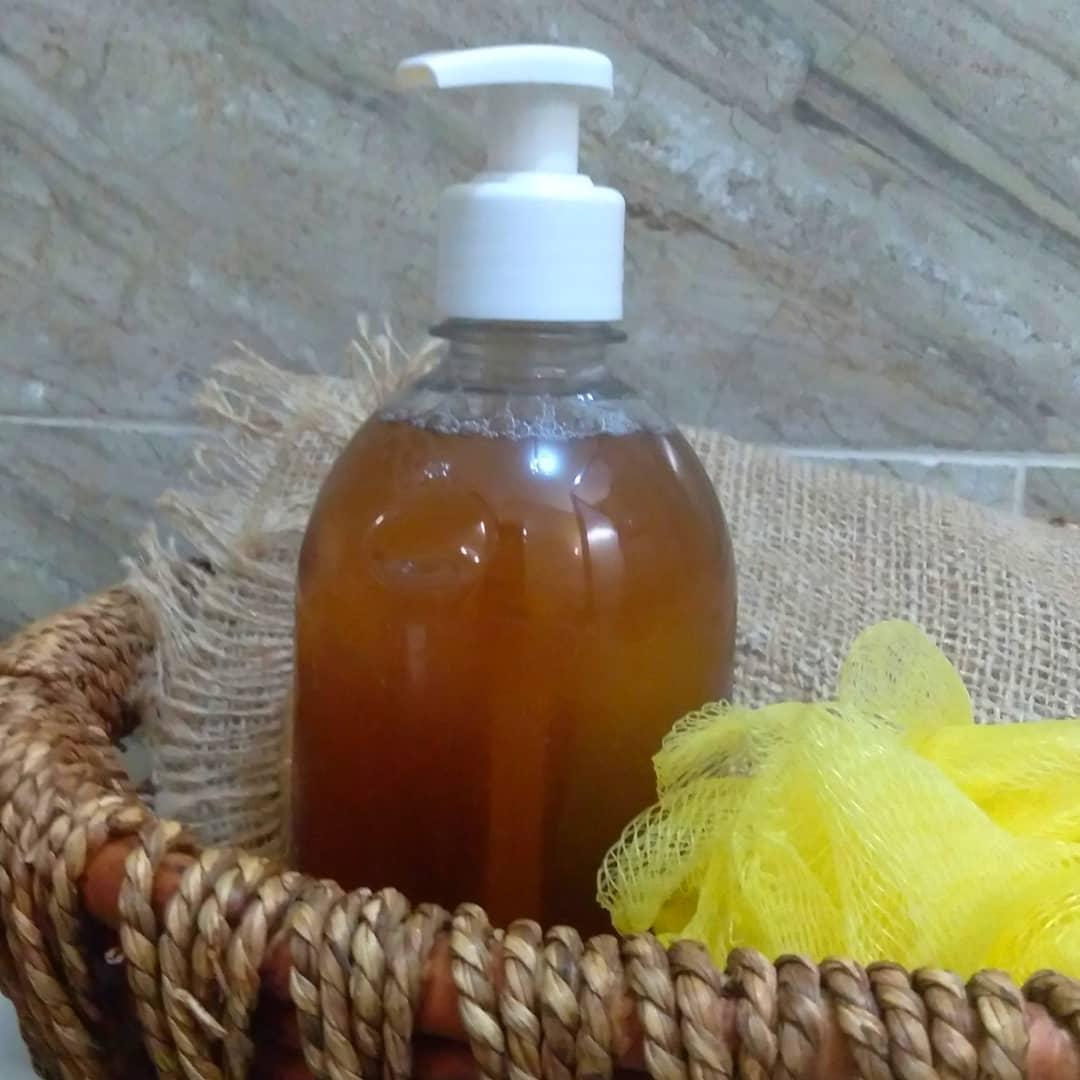 Homemade-liquid-soap-from-scratch