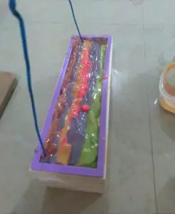 Creating hanger swirl in soap