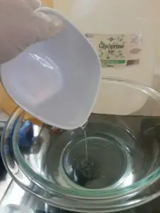 Adding Glycerine to Water