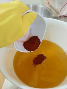 Adding Sandalwood Powder to Oils